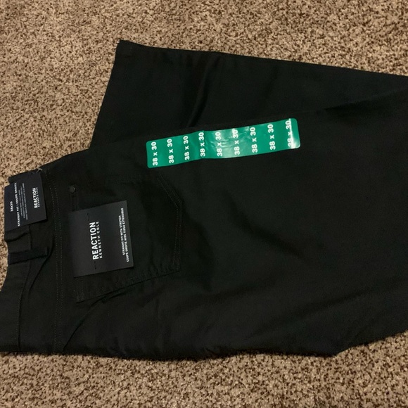 Kenneth Cole - Picture 1 of 1